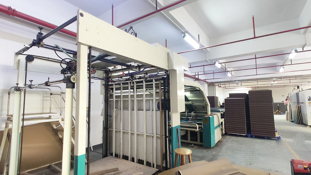 Advalue Display Limited linha de produção do fabricante